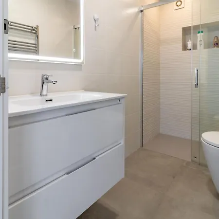 Mediterrani 2 - Exclusiva Con Piscina *